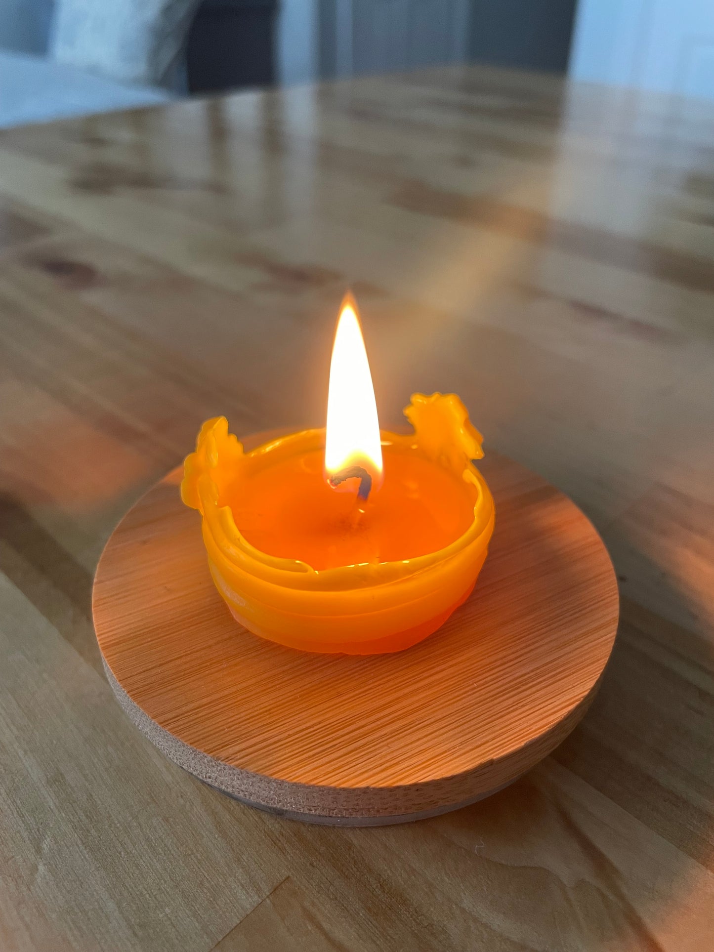 Mini beehive candle